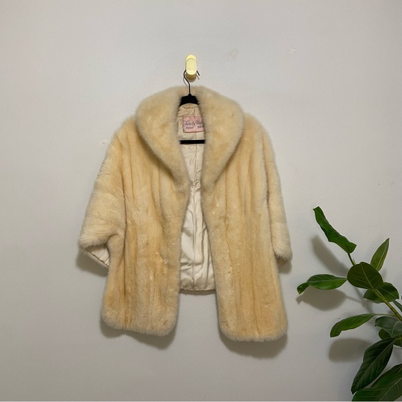 Vintage Jackets & Blazers - Vintage Furs by Nathan White Mink Fur Shawl Cape with Pockets